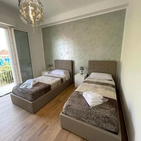 La Casa Degli Artisti Pensionat Castel Maggiore