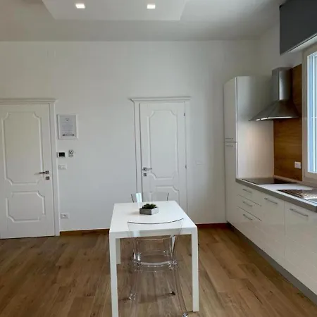 La Casa Degli Artisti בית הארחה קסטל מג'ורה