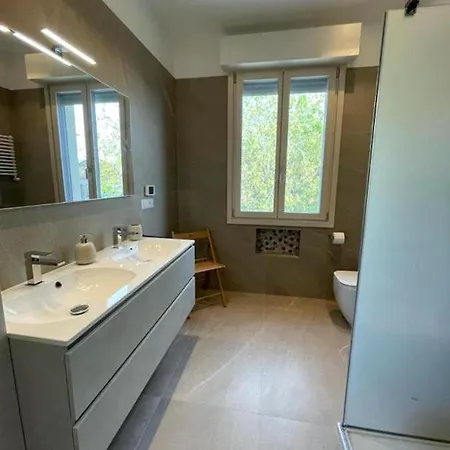 La Casa Degli Artisti Guest house *