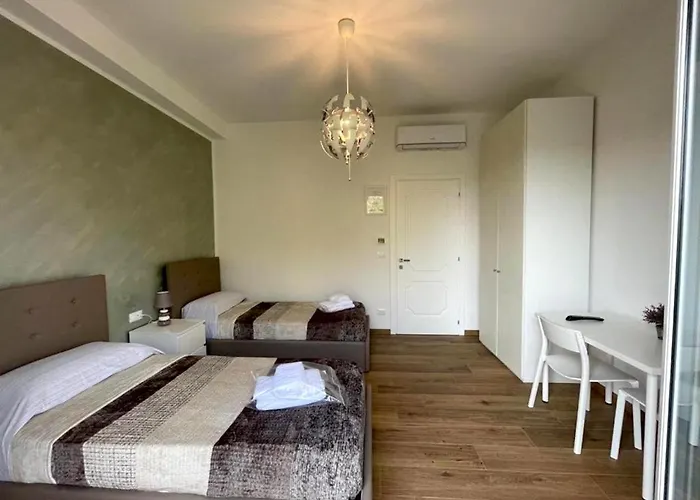 Affittacamere La Casa Degli Artisti Castel Maggiore